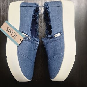 Toms Women's Blue Denim Sneakers